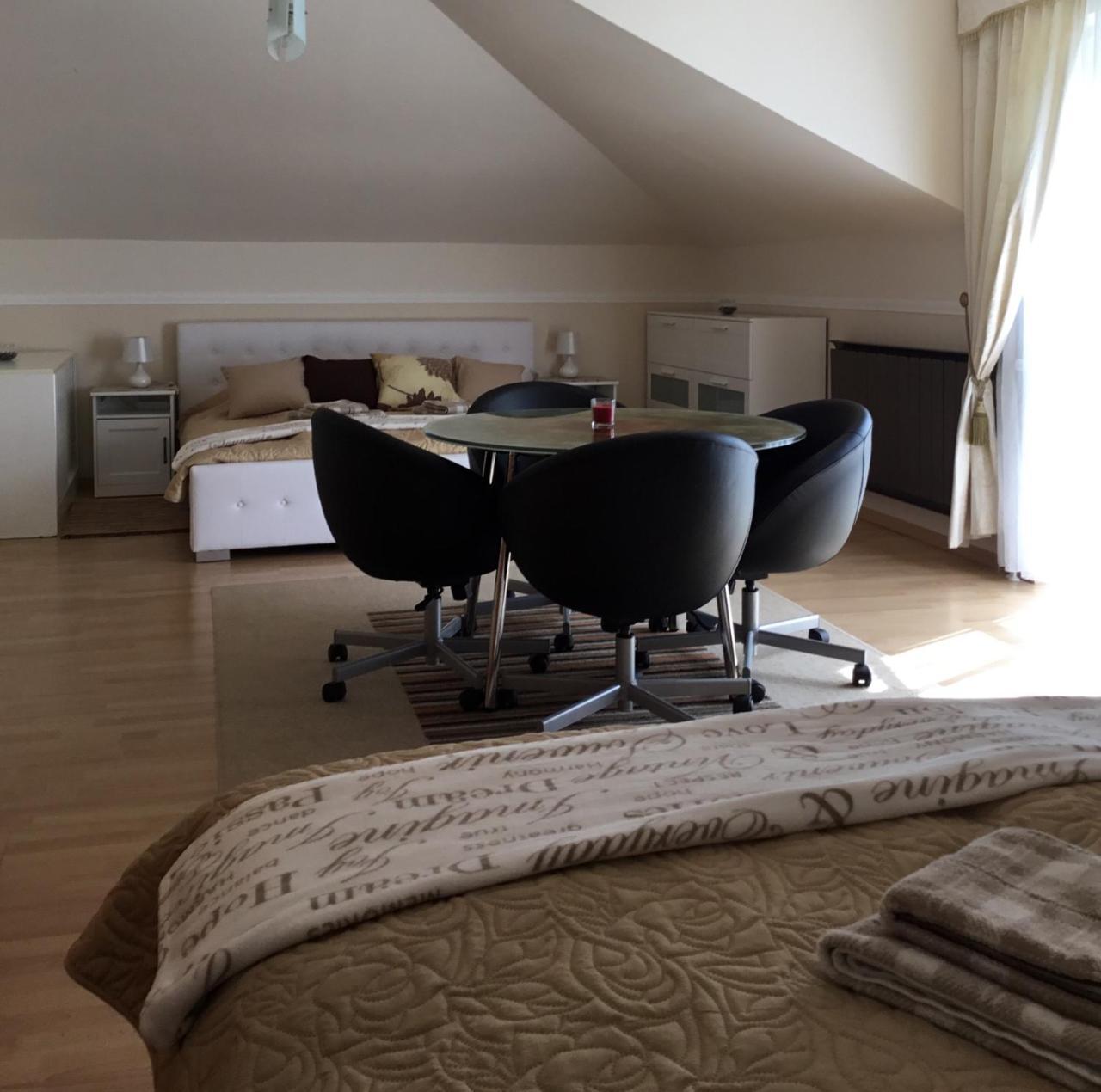 3 Bedroom Private Floor In Luxury Mansion Budapest Exteriör bild